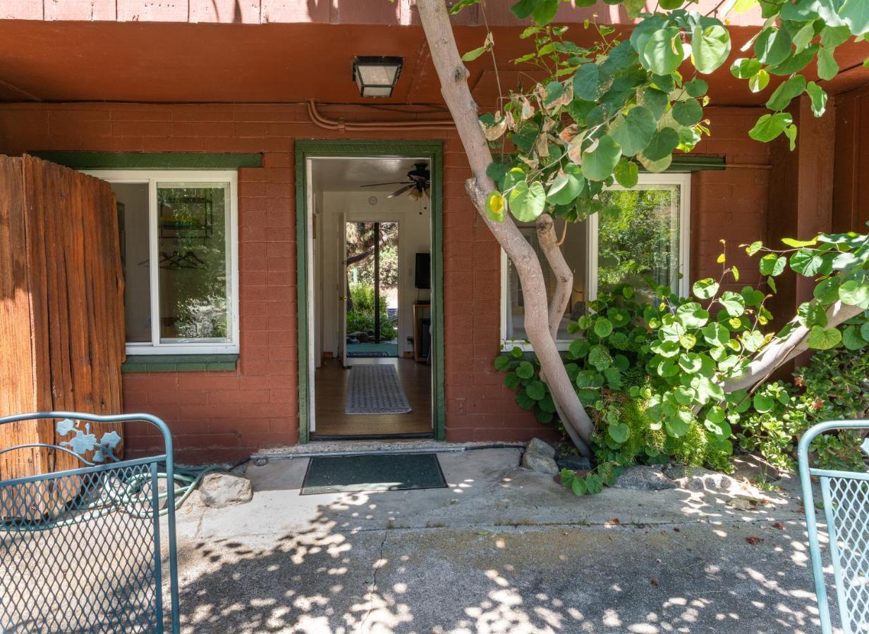 Buckeye Tree Lodge Three Rivers Exterior foto